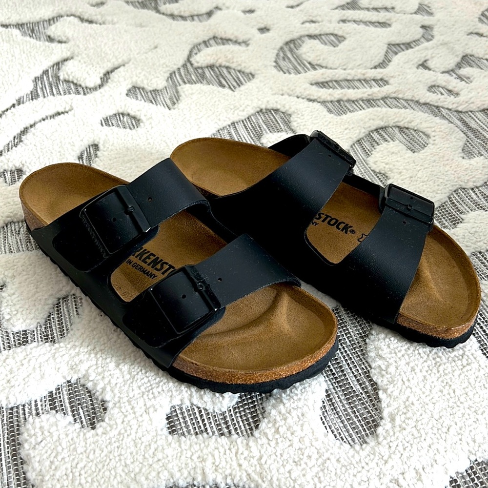 Birkenstock black slides 37